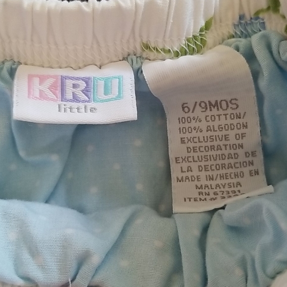 Lot of 6/9 month girls summer clothes - Picture 2 of 3